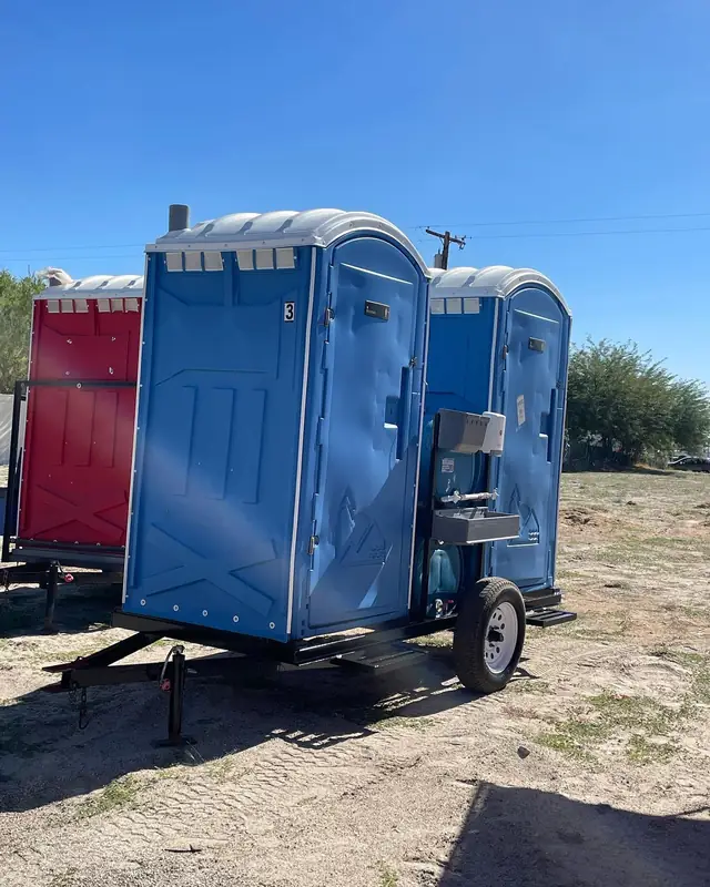 Towable porta potties for crews